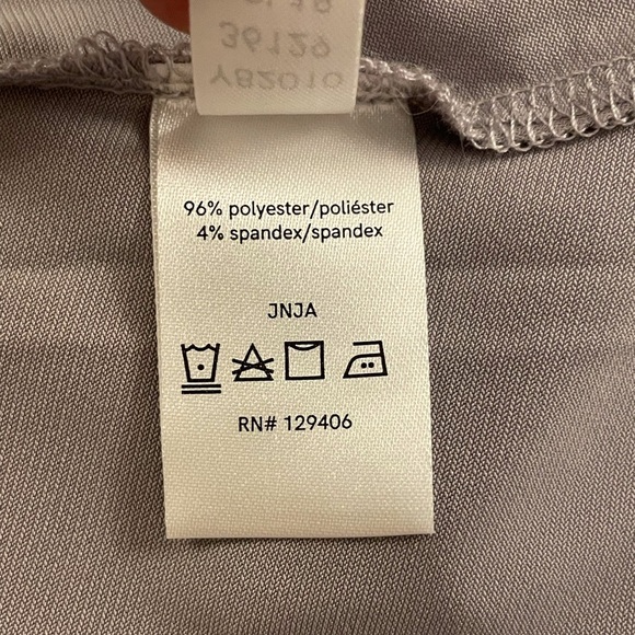 Venus Skirt High-Low with Attached Belt Size M Gray. - Picture 15 of 16